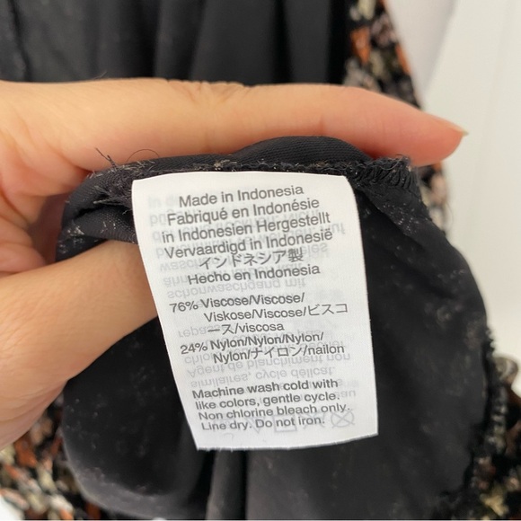 Madewell Velvet Flutter Tulip Sleeve Floral Ruffle V Neck Top Womens S Small - Picture 9 of 11